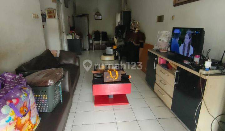 Rumah Taman Sentosa 2 lantai cantik rapi dijual cepat 1