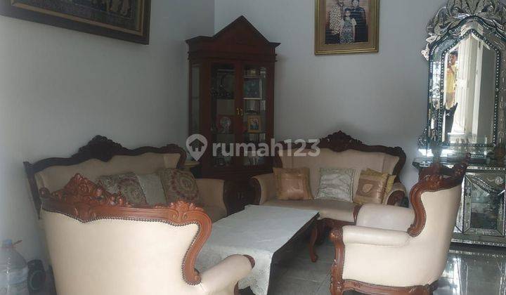 Rumah Jatibening 2 kavling, cantik dijual cepat 1