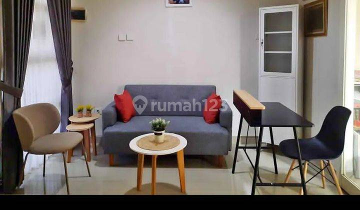 Rumah cantik full furnish luxs hoek jual cepat di Grand wisata 1