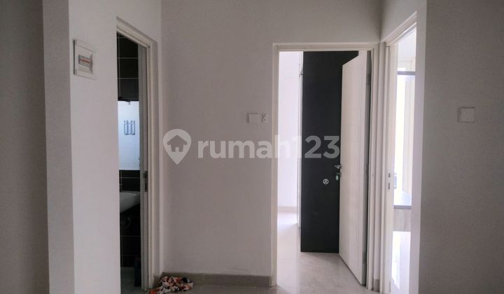 Rumah Grand Wisata Semi Furnish Bersih Rapi Disewakan Cepat 2