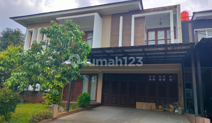 Rumah Besar Hoek di Grand Wisata Nyaman dan Asri Dijual Cepat 2