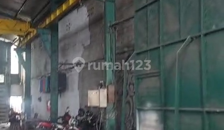 Good Access Warehouse Attached to Jababeka Area for Rent Cheap Good Access Warehouse Attached to Jababeka Area for Rent Cheap