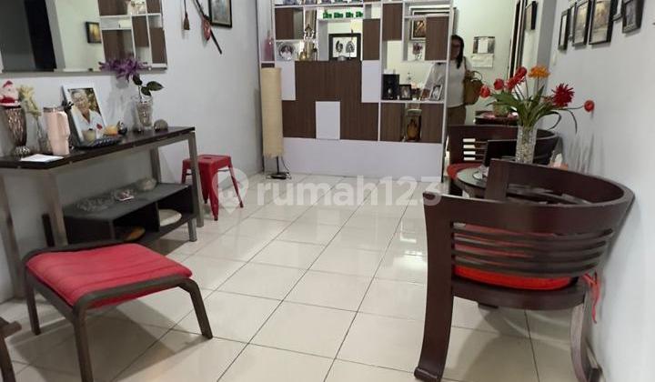 Rumah Bogor Semi Furnish, Hoek, Bernuansa Asri, Bersih Rapi Di Bogor Dijual Cepatepat Rumah Bogor Semi Furnish, Hoek, Bernuansa Asri, Bersih Rapi Di Bogor Dijual Cepatepat