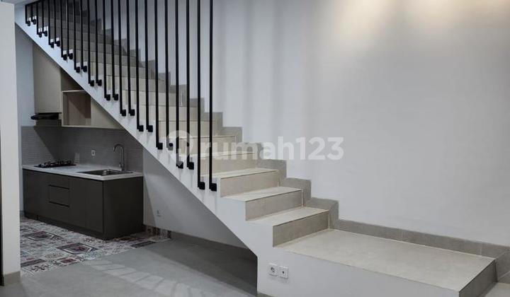 DIJUAL RUMAH BRAND NEW GRIYA LOKA BSD LOKASI SUDAH RAMAI 2