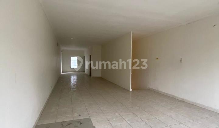 Ruko Gandeng 2 Hadap Jalan Raya di Boulevard Gading Serpong Ruko Gandeng 2 Hadap Jalan Raya di Boulevard Gading Serpong