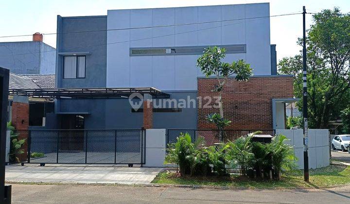 Rumah baru design mandiri Kencana Loka BSD row jalan 10 meter 1