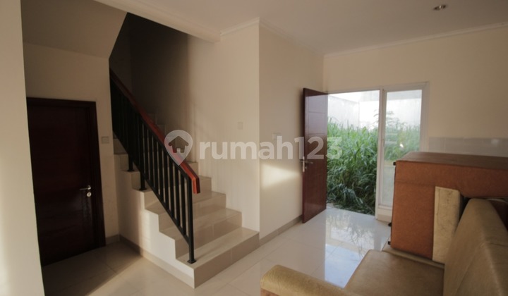 FOR SALE BEAUTIFUL HOUSE IN MODERNLAND NEO PASADENA, TANGERANG 2