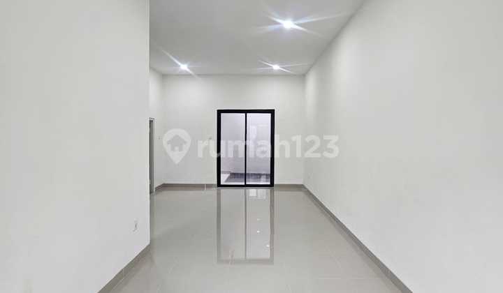 For Sale New Fresh Regensi Melati Mas House Good and Neat 2