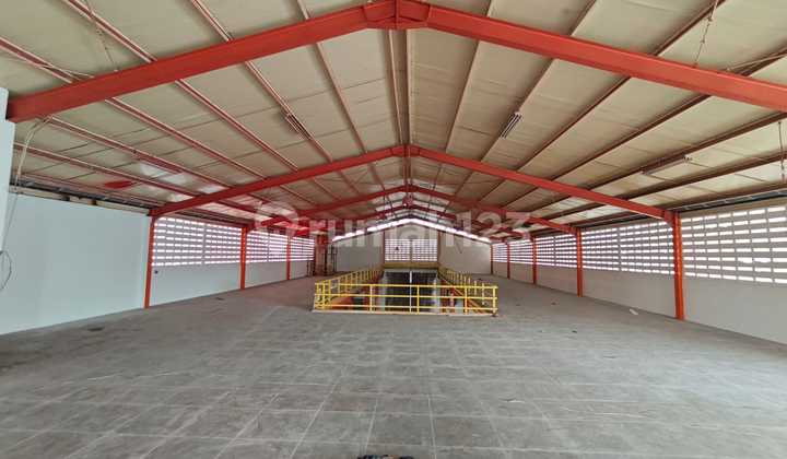 DISEWAKAN Gudang Jalan Raya Gatot Subroto, Kota Tangerang