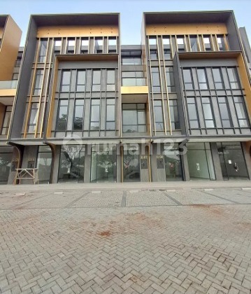 RUKO ICONIX STUDIO LOFT BSD Strategic location by the main road