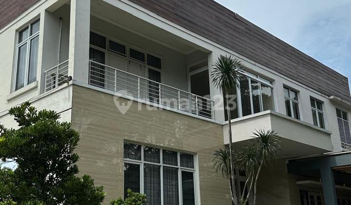 FOR SALE BEAUTIFUL AND LUXURIOUS HOUSE ON A HOOK POSITION IN THE GREEN BSD 2