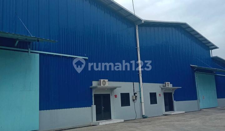 Warehouse for Rent in Balaraja, Tangerang, in a Developing Location