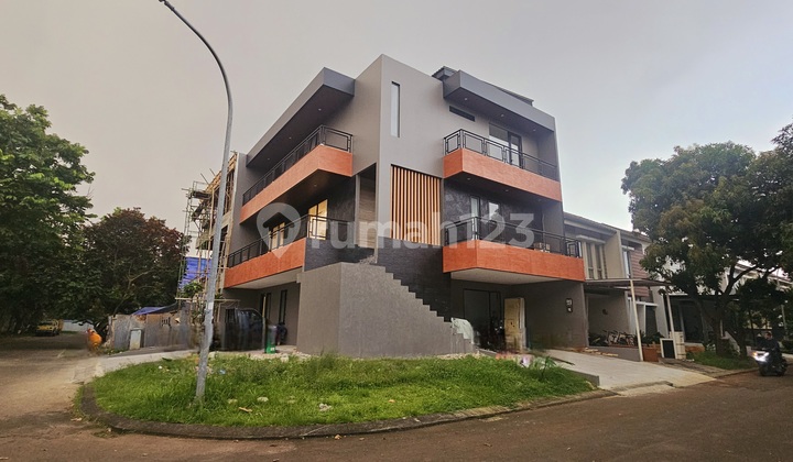 DIJUAL RUMAH MEWAH ALAM SUTERA KAWASAN EKSLUSIF DI PUSAT KOTA