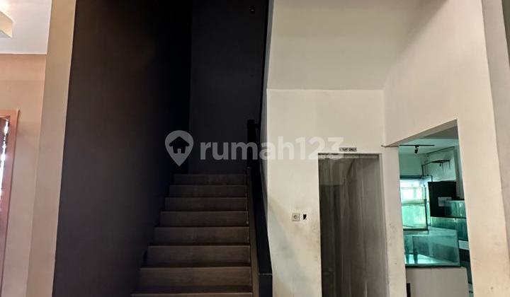 MULTIPURPOSE BUILDING FOR RENT Ex. Restaurant Jl. Raya Serpong South Tangerang MULTIPURPOSE BUILDING FOR RENT Ex. Restaurant Jl. Raya Serpong South Tangerang