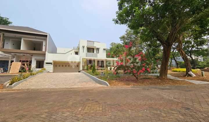 Rumah Mewah di Vermont Parkland BSD Luas.475m Furnish View Danau