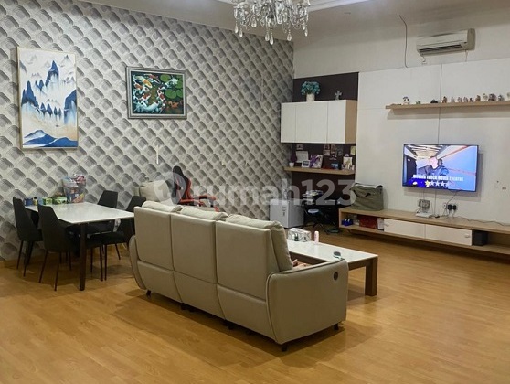 Dijual Rumah Sunter 230m2 Hadap Utara, Sangat Nyaman, Strategis, Kode Iv