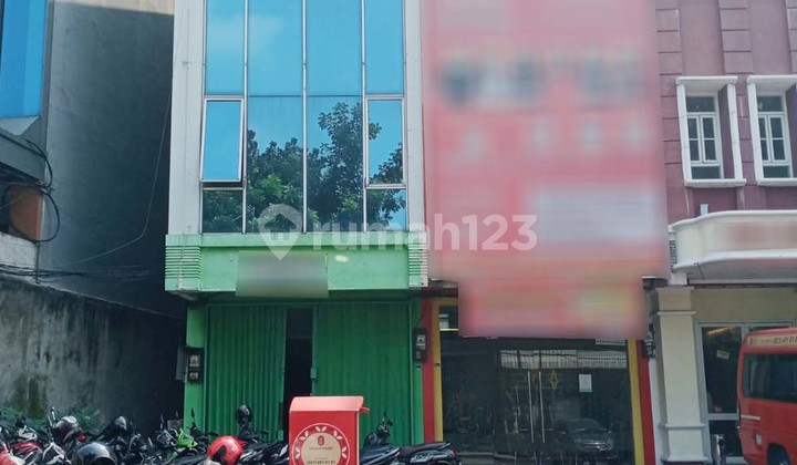 Disewa Ruko siap pakai di Pejaten Raya 1