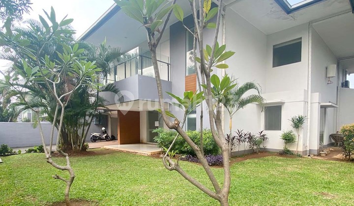 Rumah dalam Compound dekat Sekolah Perancis, asri, bagus Rumah dalam Compound dekat Sekolah Perancis, asri, bagus