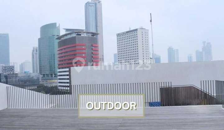 For Rent: Commercial Space on Rooftop, ideal for a restaurant in the premium Setiabudi area, South Jakarta.