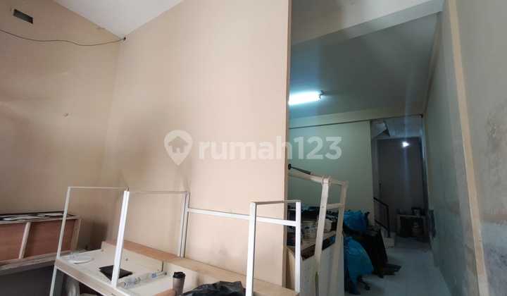 for rent Classic shop house in Ruko complex, Tebet area for rent Classic shop house in Ruko complex, Tebet area