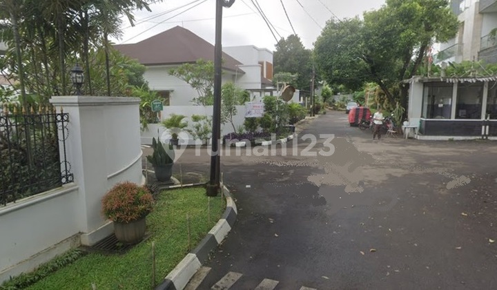 For Sale: Pejaten Barat House Below NJOP in a Lush Complex For Sale: Pejaten Barat House Below NJOP in a Lush Complex