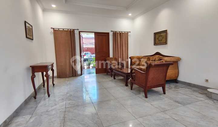 Rumah Fully Furnished di Sewakan Dkt Australian School Area Pejaten, Jakarta Selatan 2