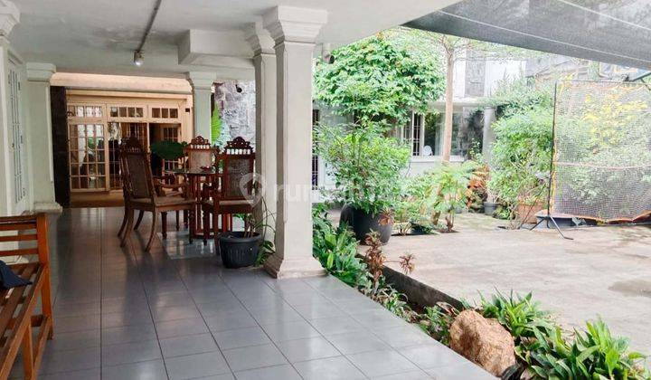Dijual dibawah NJOP Rumah Classic dekat UI Salemba 2