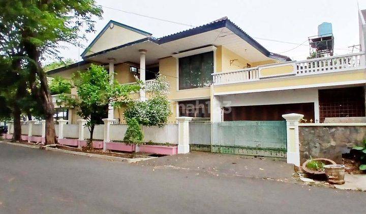 Disewa Rumah Mewah Bagus di Komplek Asri 1