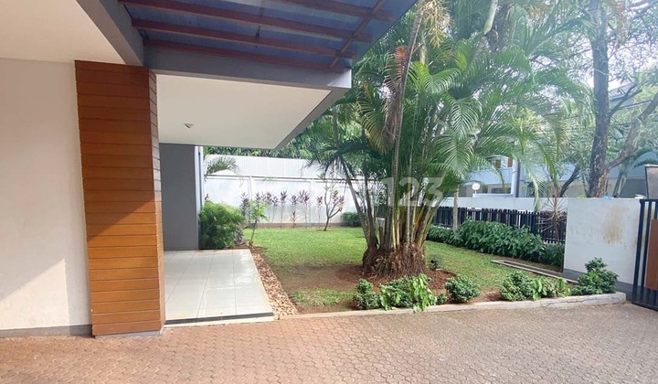 House in a Compound near the French School, green, nice 2