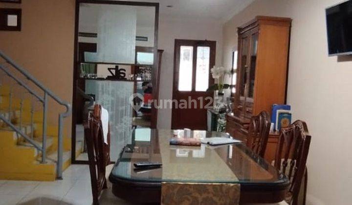 Rumah 2 lantai siap huni di Komplek Setra Duta Bandung 2