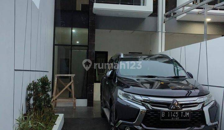 Rumah Siap Huni Shm Akses 2 Mobil Cipinang Baru Raya 1