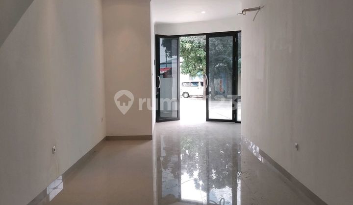 Shop House Suitable for Business or Office on the Roadside in Kedung Halang, Bogor 1