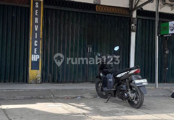 For Rent, Ready-to-Use Kiosk in Kaliabang Bungur, Harapan Jaya, North Bekasi