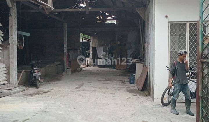 Dijual Rumah + Ruang Usaha Berlokasi Di Belakang Sumarecon Jl.pejuang 2