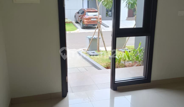 Dijual Murah Rumah Baru Cluster Regia Summarecon Crown Gading 2