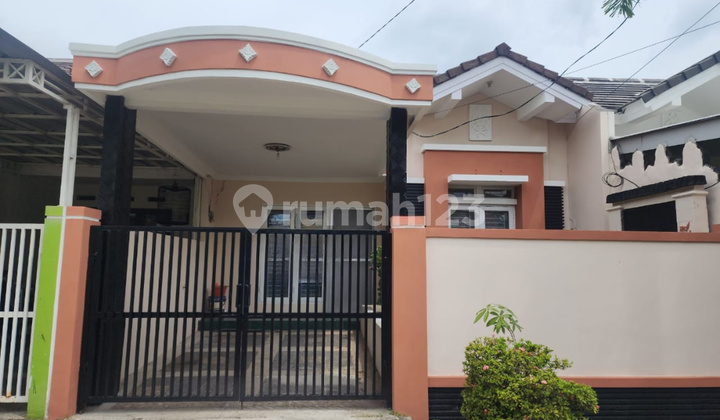 For Rent Ready-to-Occupy House in Aralia Cluster, Harapan Indah City