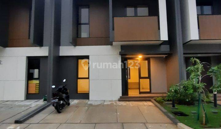 Dijual Rumah Cantik Cluster Regia Premium Summarecon Crown Gading Harapan Indah 1