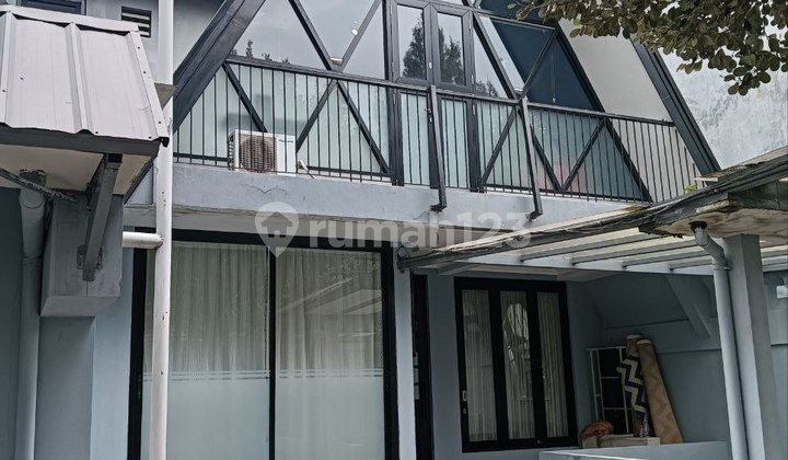 Dijual Rumah Rasa Villa Perumahan Kelapa Dua Depok 2