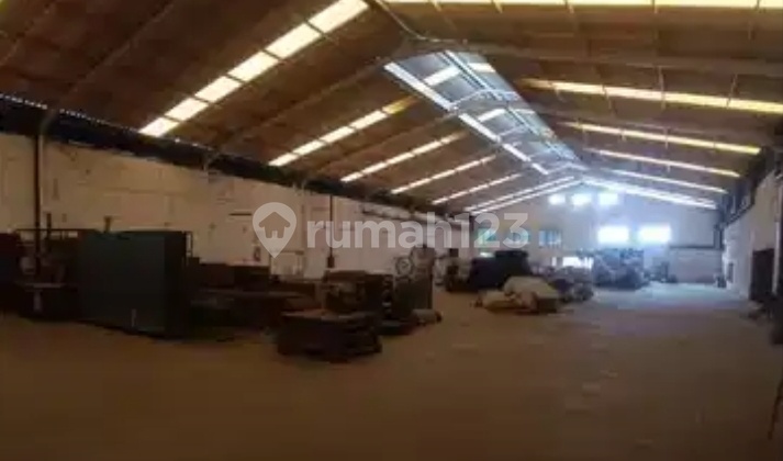Warehouse with Factory Permit for Sale on Jl. Pembangunan, Tangerang