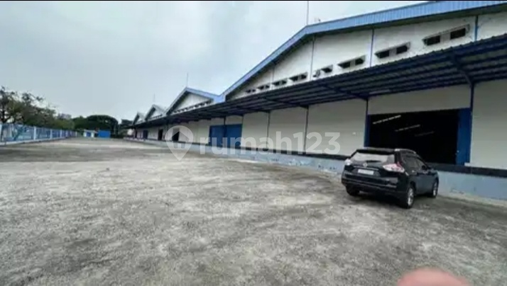 Disewakan Gudang di Kawasan Delta Silicon Cikarang Disewakan Gudang di Kawasan Delta Silicon Cikarang