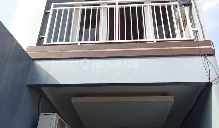 Di Jual Rumah Minimalis Bagus 2 lantai di jatisampurna kota bekasi 1