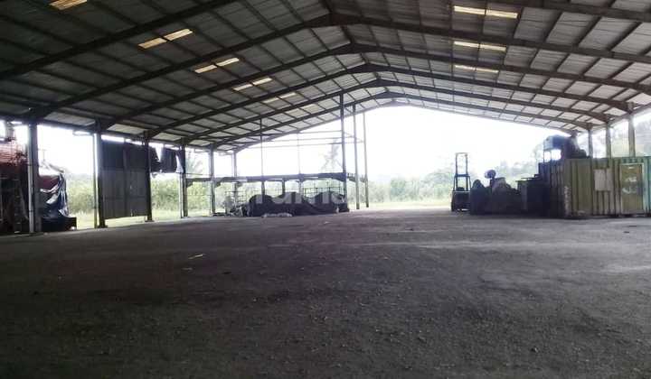 Land for Sale with Warehouse Bonus Land for Sale with Warehouse Bonus