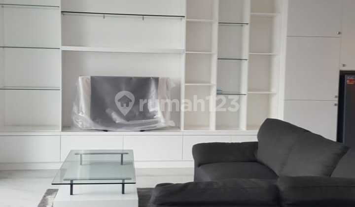 Disewakan Apartemen Kemang Village dengan Private Lift 2