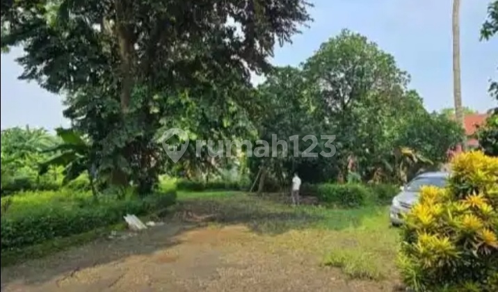 Land for Sale on Fatmawati Raya, Suitable for Townhouse, Strategic Location.