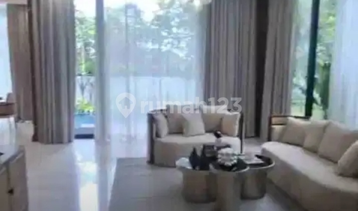 Dijual Rumah Sultan Kawasan Golf Emeralda Depok 2