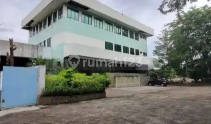 For Sale 3-Story Ex-Factory Warehouse For Sale 3-Story Ex-Factory Warehouse