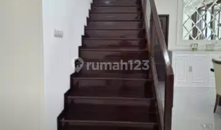 Dijual Rumah Mewah di Boulevard Citra Grand Cibubur 2