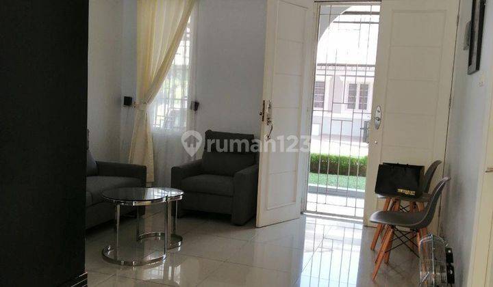 Di Sewa Rumah Bagu Full Furnished di Perumahan Green Wood Lippo Cikarang 2