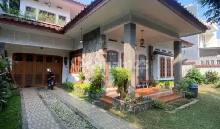 Dijual Rumah di Setiabudi, Lokasi Premium 