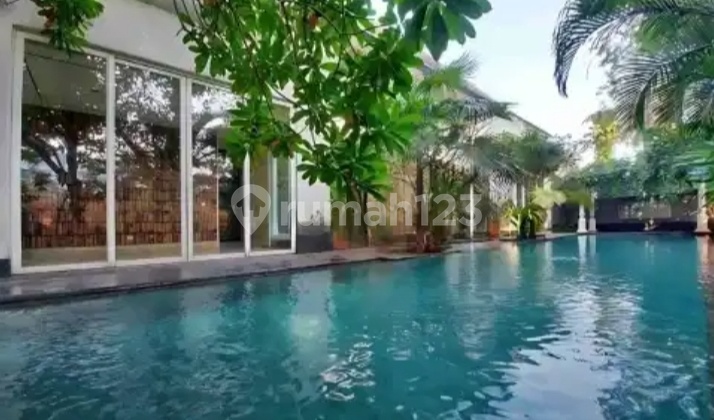 Dijual Rumah Mewah 2 Lantai Lokasi Premium di Kebayoran Baru Jaksel